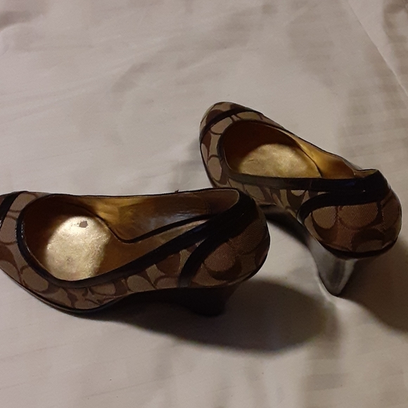 Coach Shoes Wedge - Picture 4 of 6
